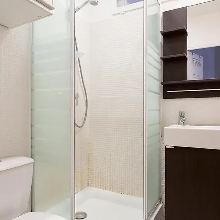 1 Bedroom Апартаменты *